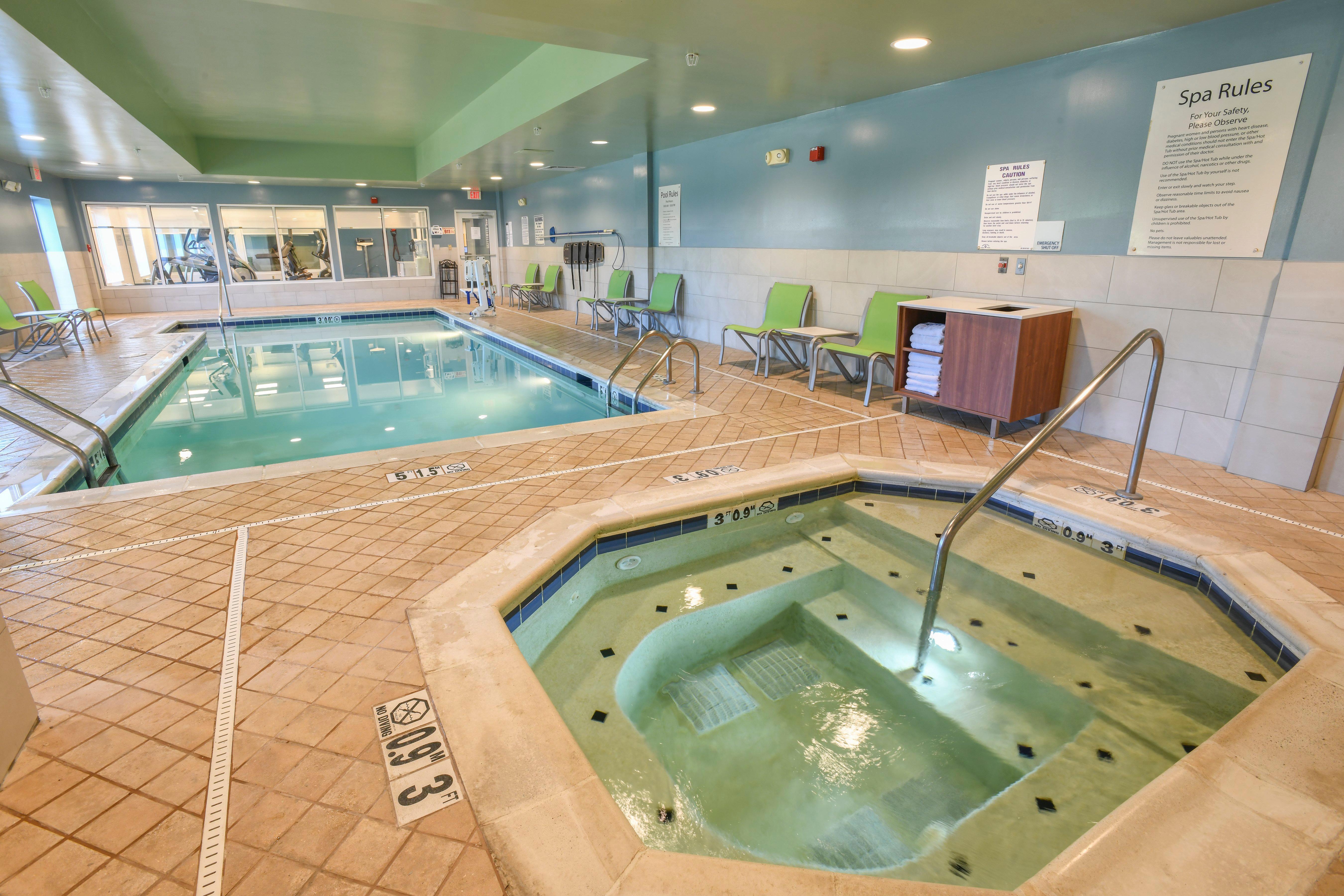 Holiday Inn Express Hotel & Suites Richwood - Cincinnati South By Ihg Exterior foto